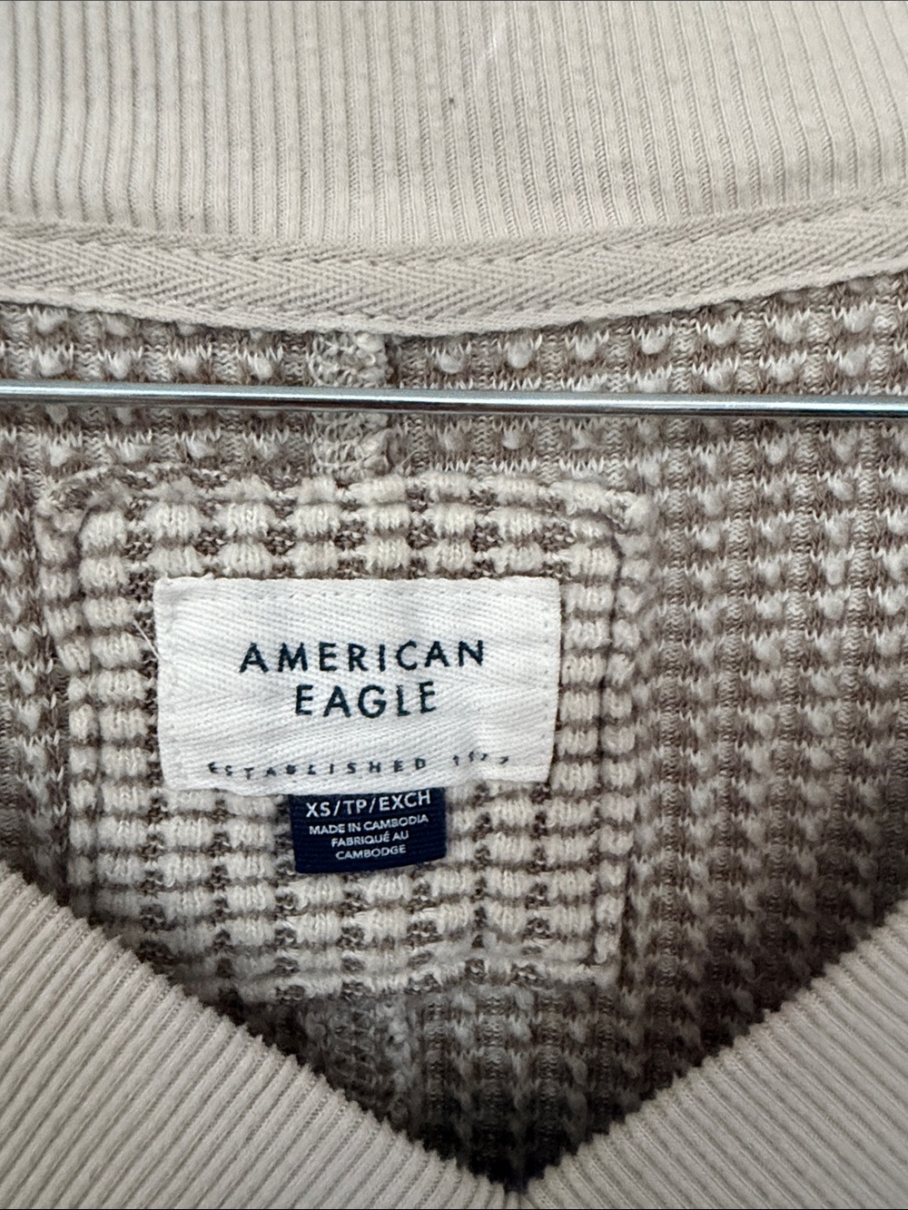 American Eagle Outfitters Light Cream Waffle V-Neck Sweater - Picture 2 of 6